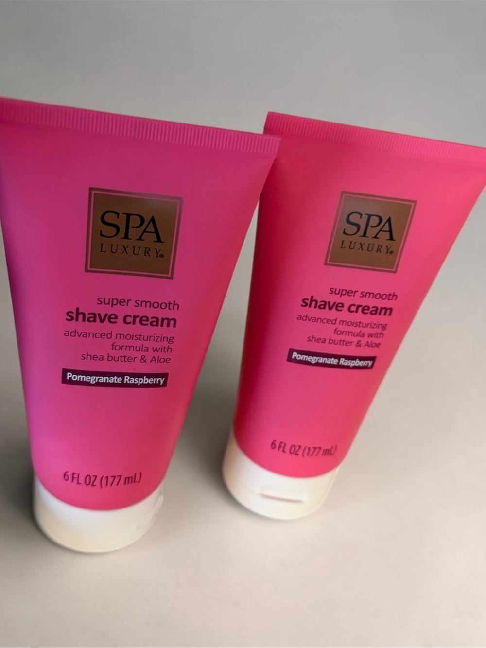 SPA LUXURY Super Smooth Shave Cream - Pomegranate Raspberry - Pink